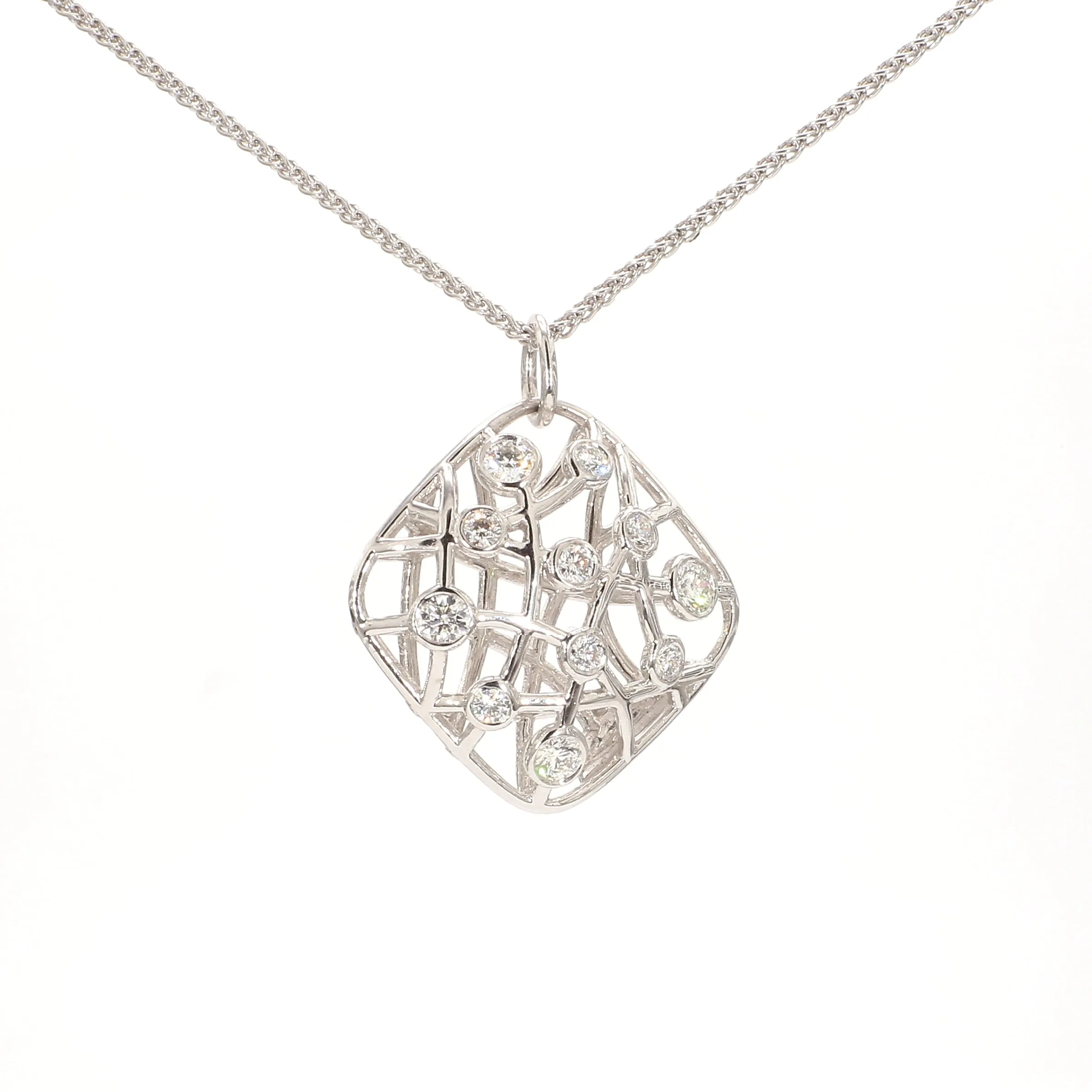 Brocade Square Diamond Necklace