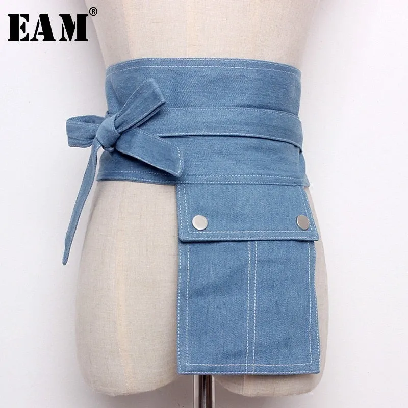 [EAM] 2020 New Summer Fashion Tide Light Blue Denim Patchwork Pockets Bow Adjustable Waist Woman All-match Belt S828
