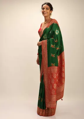 Forest Green Saree In Silk With Elephant And Bird Motifs And Red Brocade Bandhani Pallu And Border Along With Unstitched Blouse